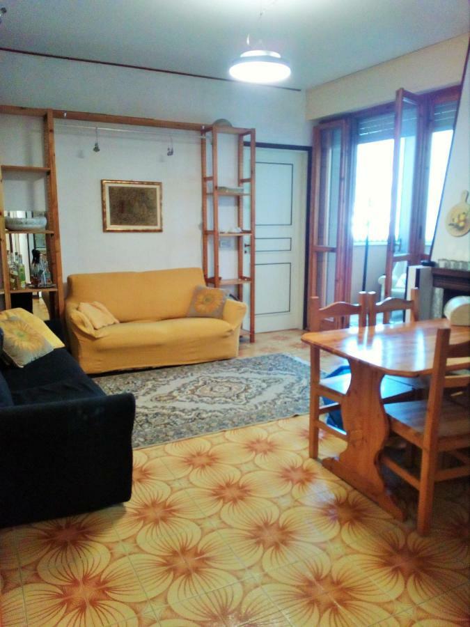 Casa Vacanze Moggio Moggio  Buitenkant foto